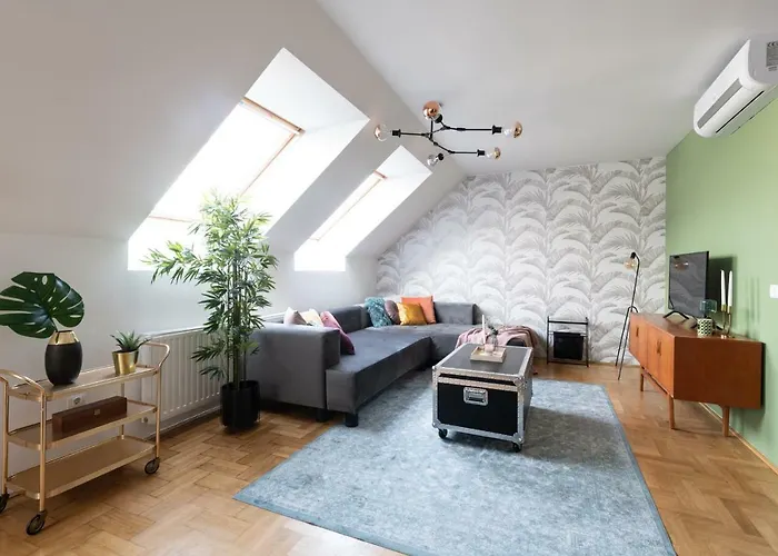 Gozsdu Design Apartment